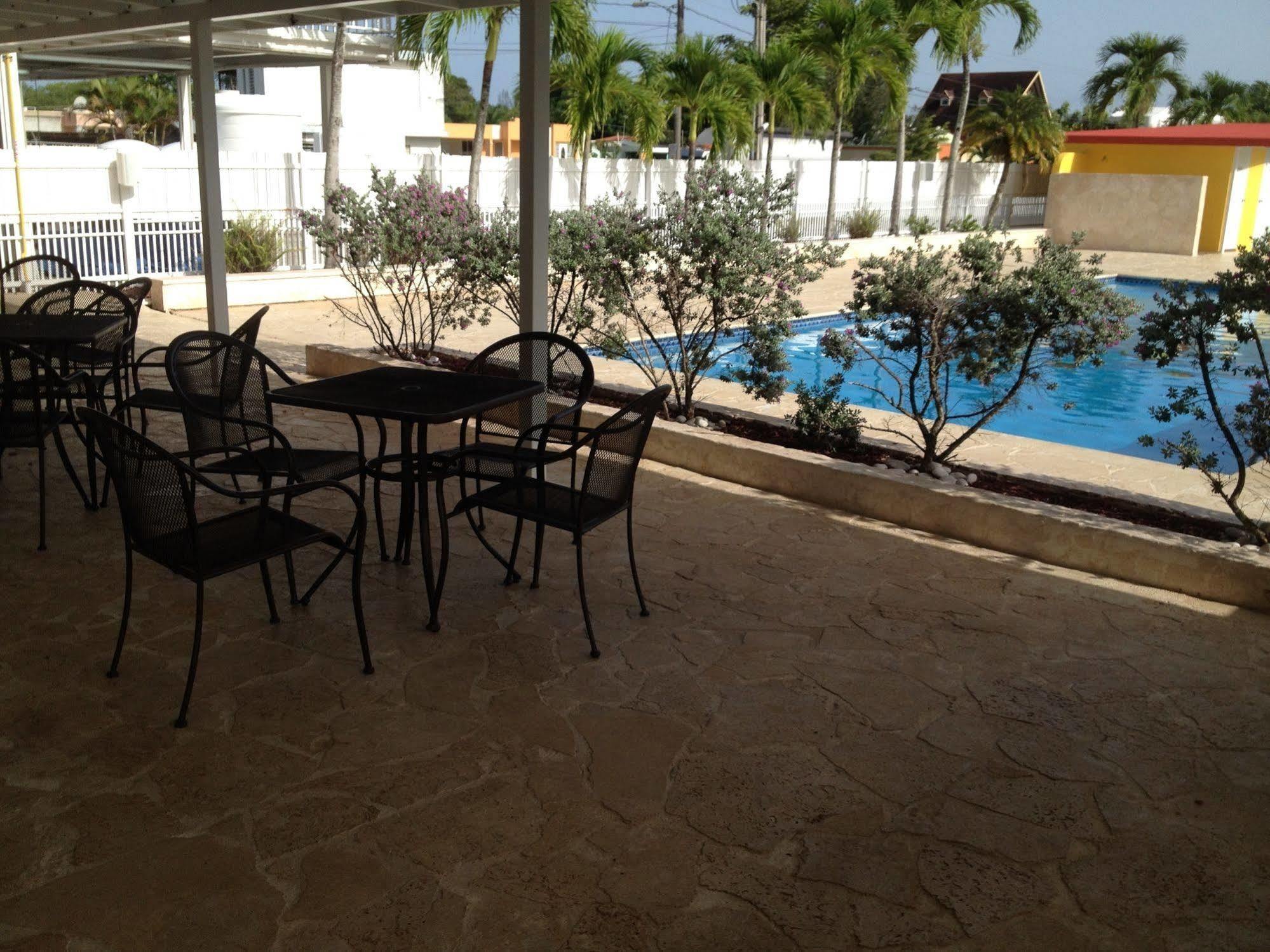 Arecibo Inn Ngoại thất bức ảnh