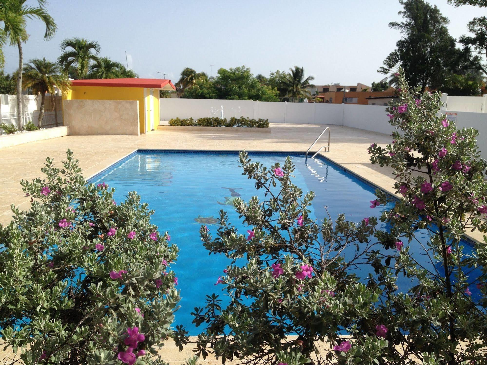 Arecibo Inn Ngoại thất bức ảnh