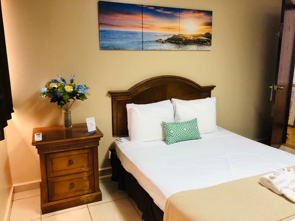Arecibo Inn Ngoại thất bức ảnh