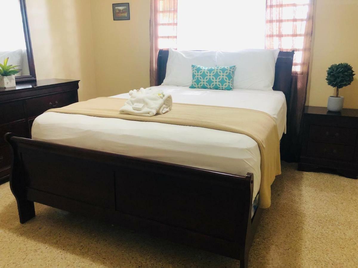 Arecibo Inn Ngoại thất bức ảnh