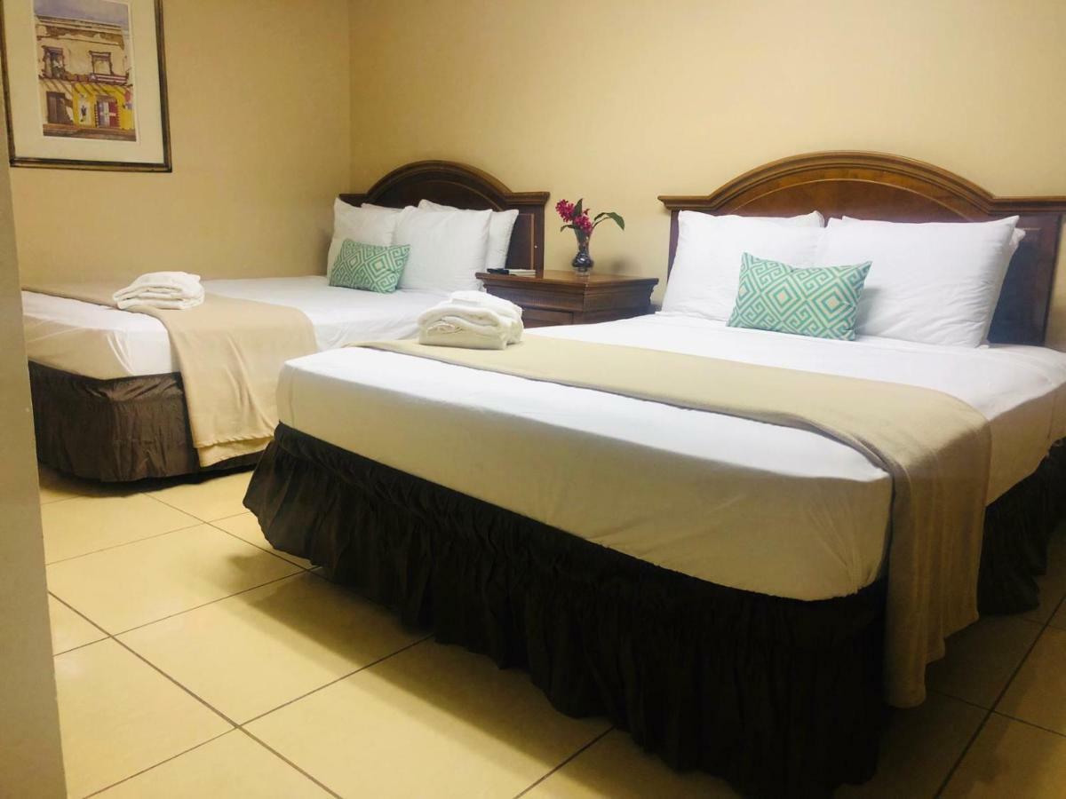 Arecibo Inn Ngoại thất bức ảnh